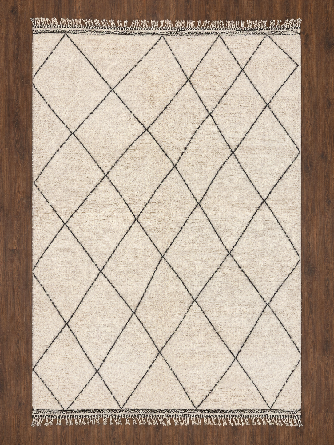 Beni Ourain Ivory — Diamond Lattice. Beni Ourain, c. 2020–2025. 250 × 310 cm.